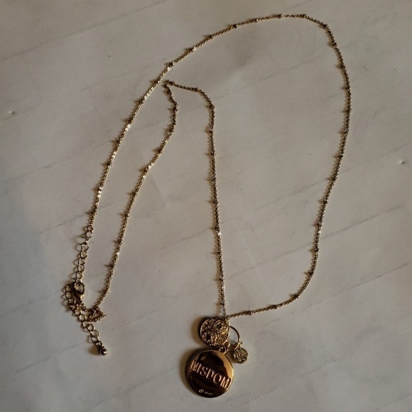 𝅺WISDOM charm Nacklace - Picture 1 of 8